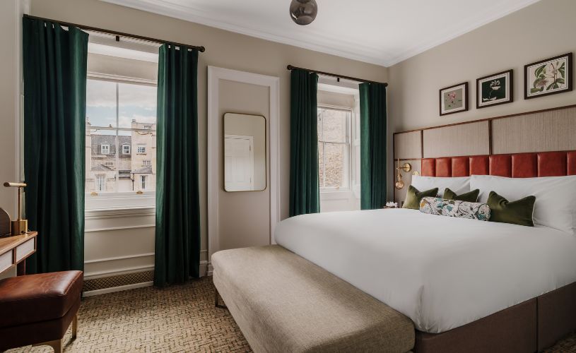 Parade Hotel bedroom in Bath